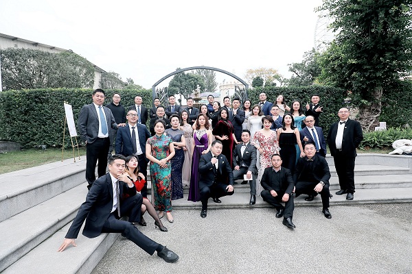 dafcdfc718b71978fdc1cde8fd4d2a0.jpg dafcdfc718b71978fdc1cde8fd4d2a0.jpg