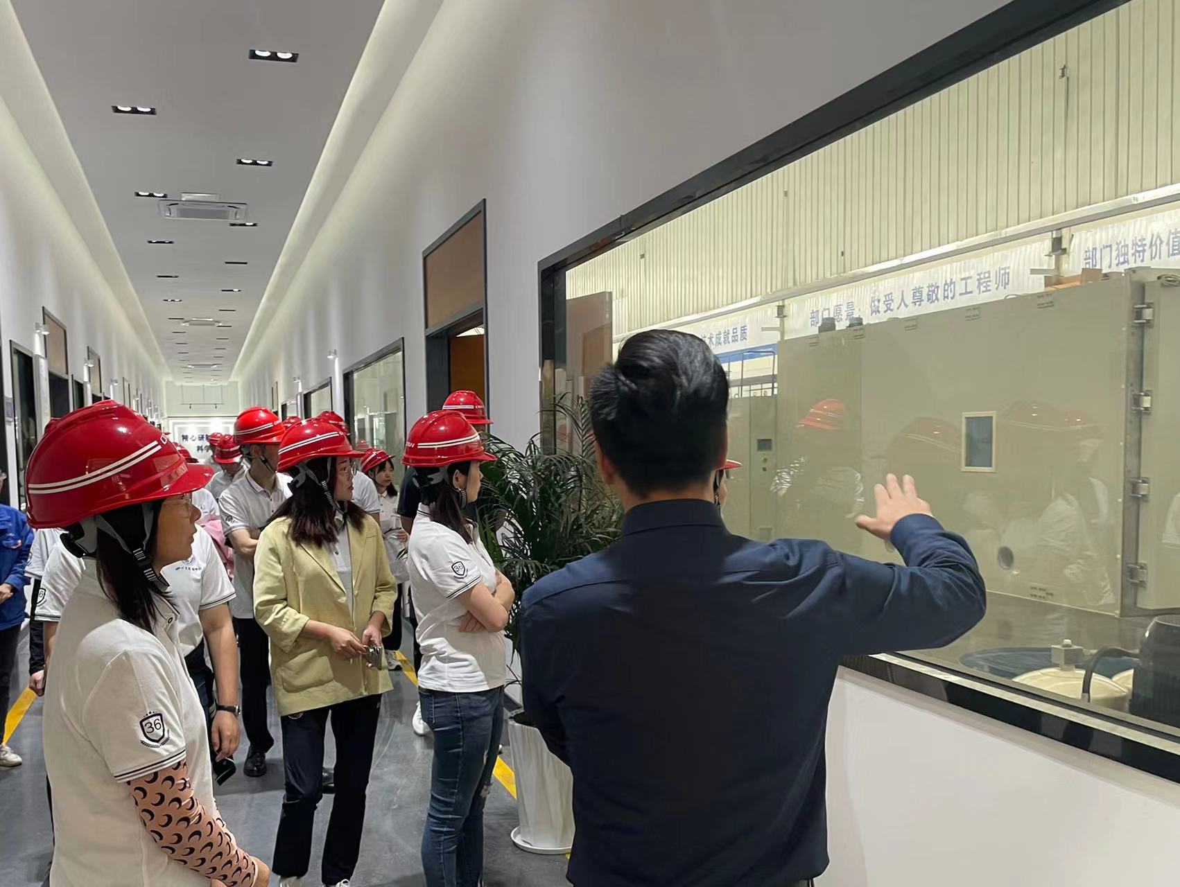 微信图片_20221024150940.jpg 微信图片_20221024150940.jpg