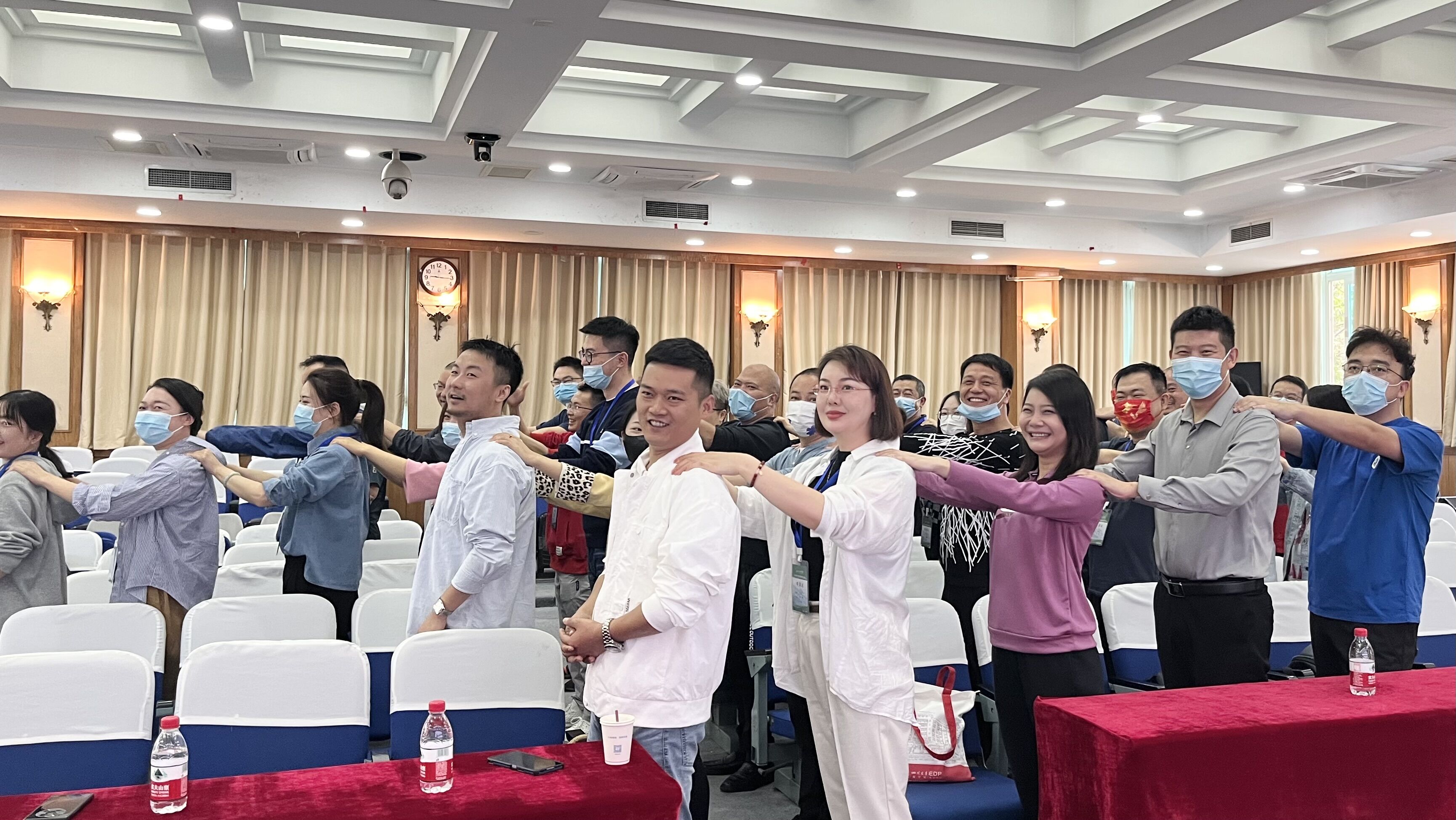 四川大学商学院2022秋季工商管理课程研修班（第50期）新学员素质拓展训练顺利进行